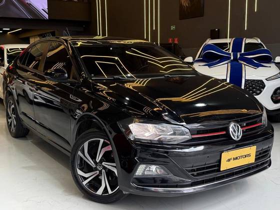 VOLKSWAGEN VIRTUS 1.0 200 TSI HIGHLINE AUTOMÁTICO